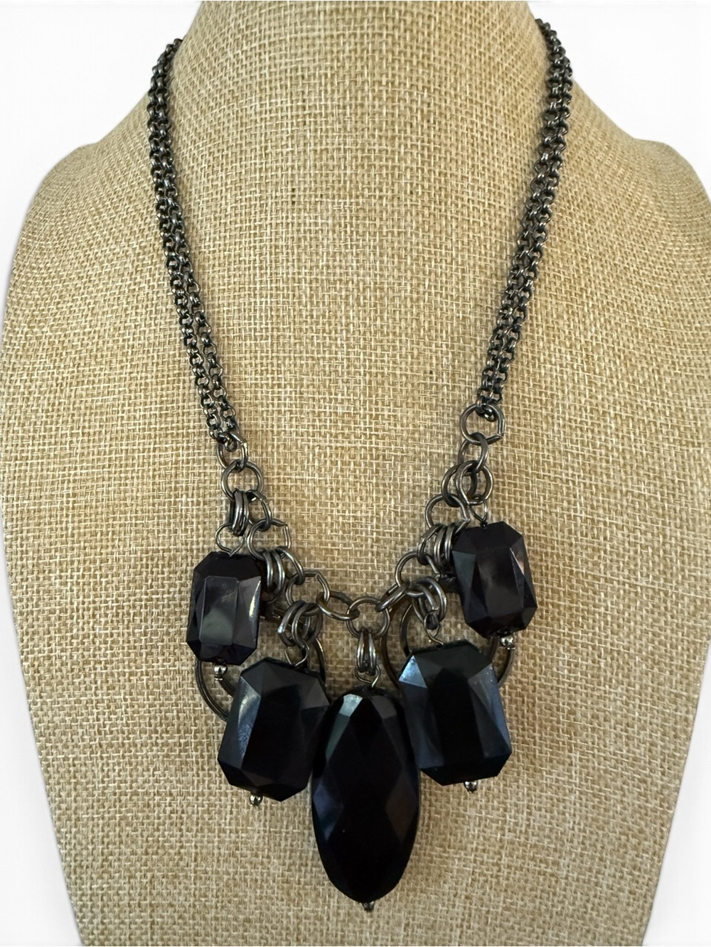 Vintage Antiqued Silver Tone Acrylic Statement Necklace - Black Faceted Drops - Picture 4 of 8